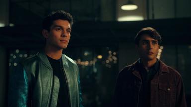 Love, Victor 3x7