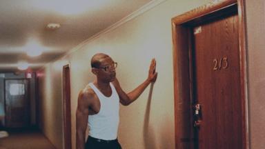 Conversaciones con asesinos: Las cintas de Jeffrey Dahmer 1x2