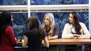 Lindas Mentirosas 1x9