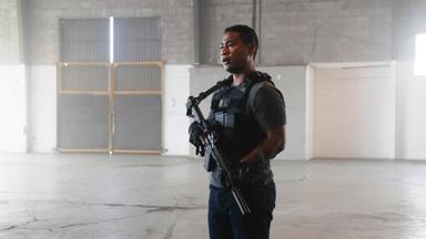 Hawaii Five-0 10x11