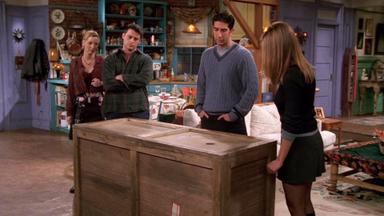 Friends 4x8