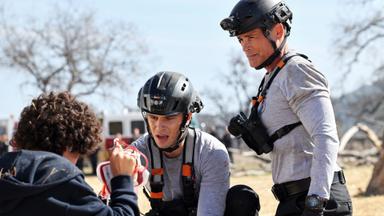 9-1-1: Lone Star 2x6