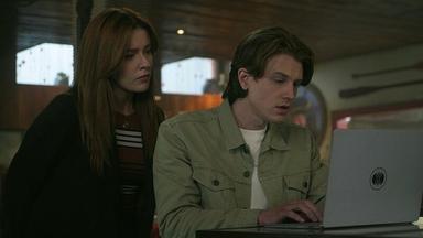 Nancy Drew 4x8