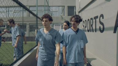Señora Acero 5x17