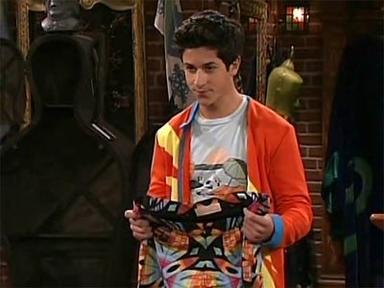Los Hechiceros de Waverly Place 2x1