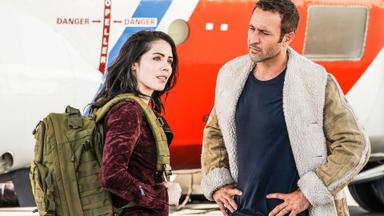 Hawaii Five-0 9x11