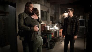 Colony 2x9