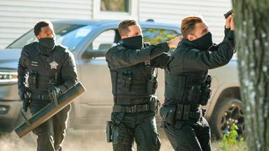 Policías de Chicago 8x1